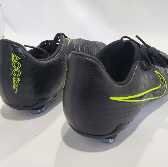Nike Jr Phantom Elite FG Soccer ⚽ Cleats - Picture 4 of 8